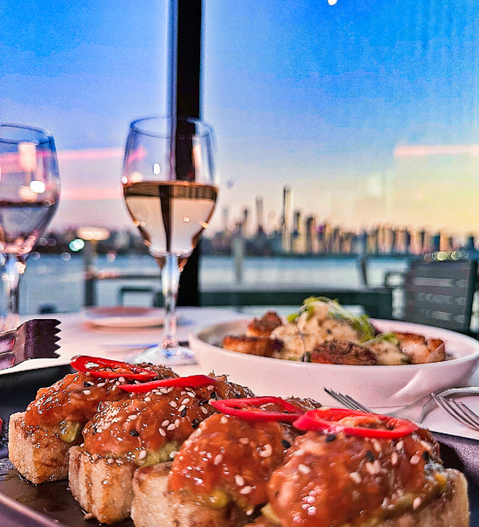 Waterfront Restaurants in West New York For Picturesque Dining